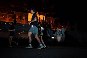 BIB: 2141
                            <button type="button" onclick="openModal(22279668)" class="btn btn-primary btn-sm float-right btn-popup" data-toggle="modal" data-target=".modal-high-quality">
                        <i class="fas fa-shopping-cart"></i> Add to Cart
                    </button>
                                            <button type="button" onclick="isThisMe(22279668, true)" class="btn btn-success btn-sm float-right btn-popup btn-isme hidden" data-toggle="tooltip" data-placement="bottom" title="นี่คือรูปของคุณใช่ไหม คลิกที่นี่เพื่อเอาเข้าอัลบั้ม">
                        <i class="fas fa-plus"></i> Add to album
                    </button>
                    <button type="button" onclick="isThisMe(22279668, false)" class="btn btn-warning btn-sm float-right btn-popup btn-isnotme hidden">
                        <i class="fas fa-ban"></i> Remove from album
                    </button>